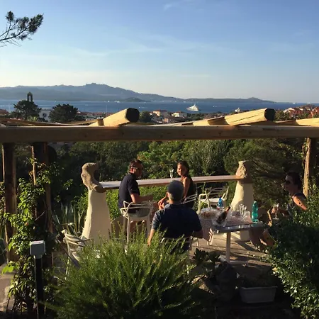 Geco Di Giada Art - Adult Only Maison d'hôtes Porto Rotondo