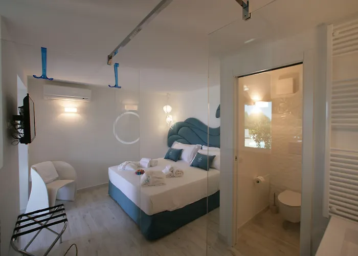 Geco Di Giada Art - Adult Only Affittacamere Porto Rotondo